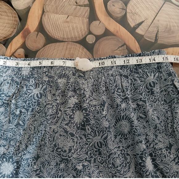 Loft Knee Length Floral Paisley Sewn in Slip Sheer Elastic Waist Skirt Medium - Picture 4 of 8
